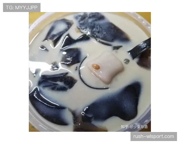 韦世豪一顿早餐比我三个月工资还贵，我还在拼外卖优惠券